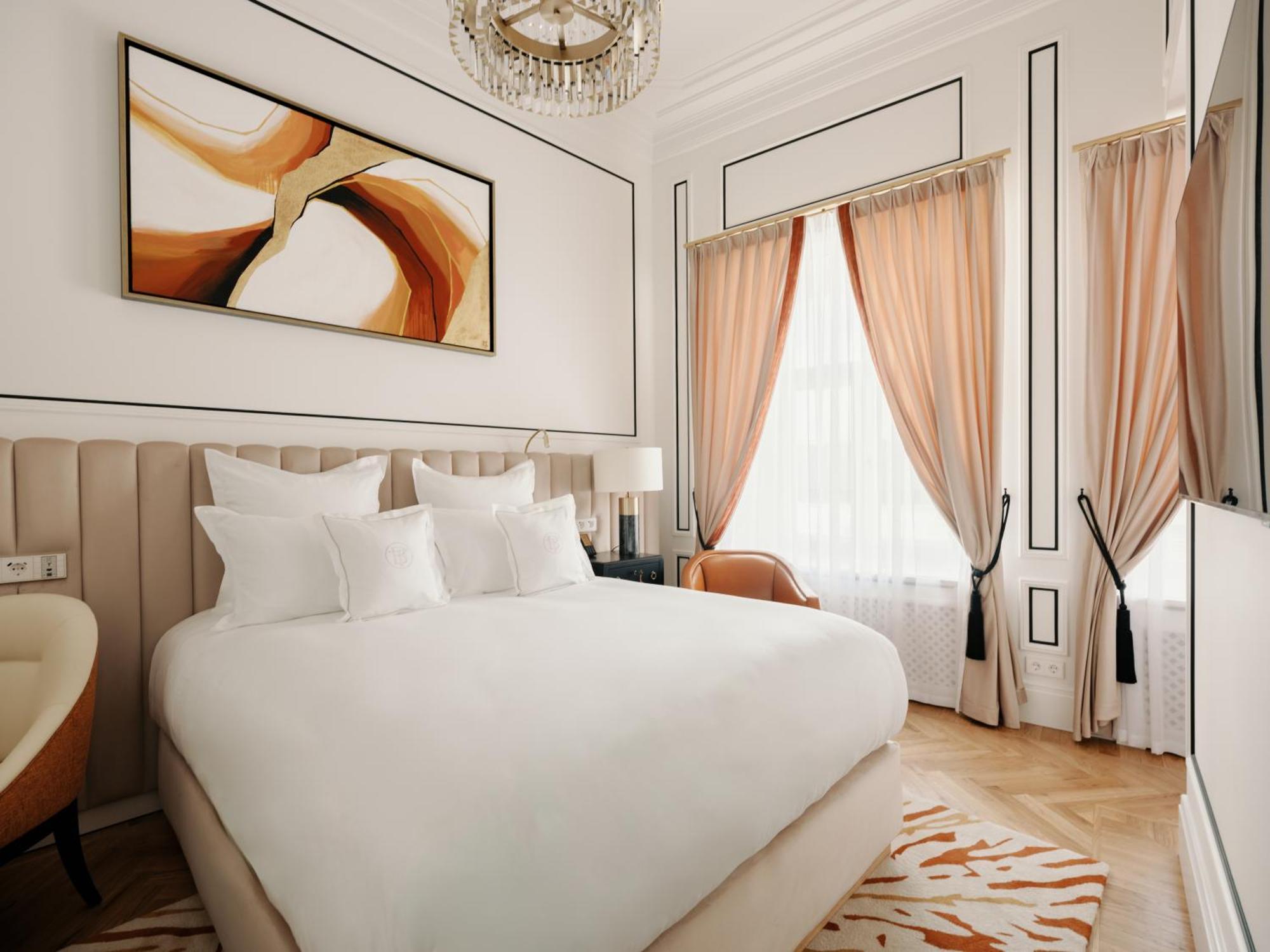 The Burman Hotell